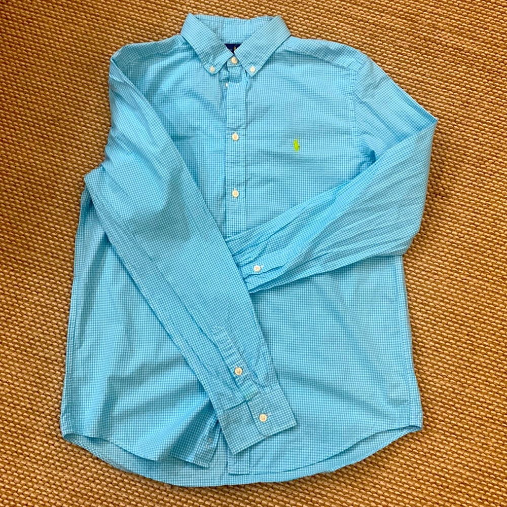 Boy Shirt like a brand new in a very good condition